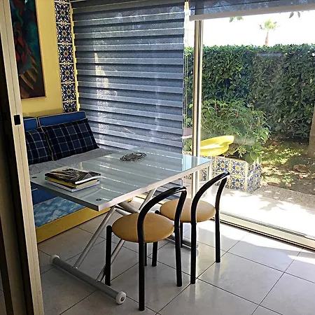 Riviera - Acces Direct Plage Appartement *